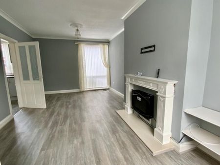4 bedroom terraced house to rent - Photo 2