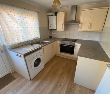 2 bedroom terraced house to rent - Photo 3