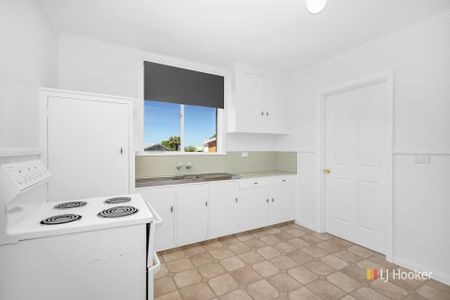 5 Soutar Street, DEVONPORT - Photo 2