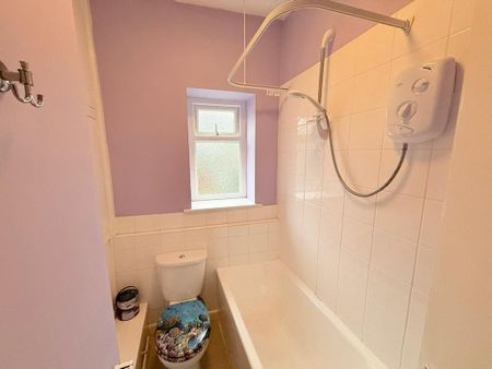 2 bedroom terraced house to rent - Photo 3