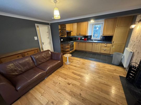 2 bedroom terraced house to rent - Photo 1