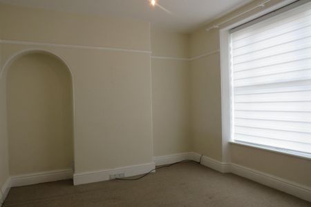 Taunton Road - Photo 3