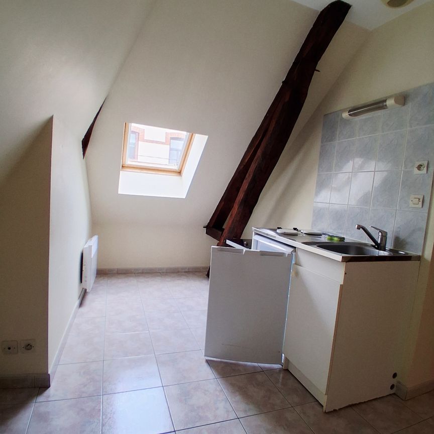 Location Appartement 2 pièces 17m² GIEN 45500 - Photo 1