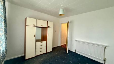 3 bedroom Bungalow To Let Total Size: 776 SQ FT - Photo 3