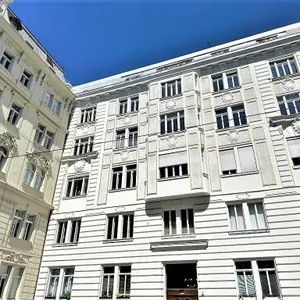 MÖLLWALDPLATZ, U1-NÄHE, 71 m2 Altbau mit Balkon, 3 Zimmer, Küche, Wannenbad, 1. Liftstock, Belvedere-Nähe - Foto 3