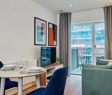 203, 3 Barking Wharf Square, Apo Barking - Photo 1