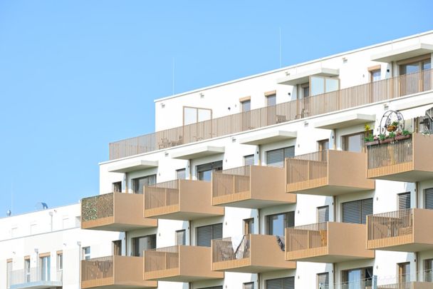 Moderne 2 Zi Wohnung mit Balkon - nahe U1 (provisionsfrei!) - Foto 1