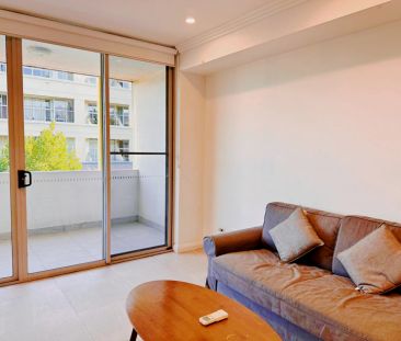 2 bed 2 bath-master room-5 - Photo 2