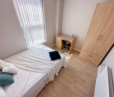 5 bedroom terraced house to rent - Photo 6
