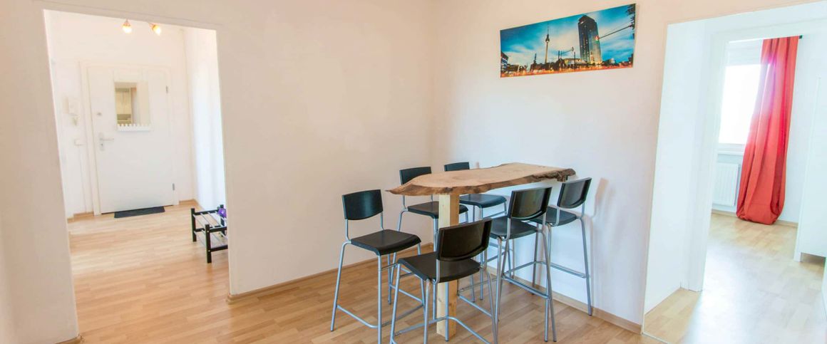 Rhinstraße 18.4 - Photo 1