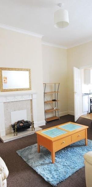 3 bedroom apartment to rent - Photo 1