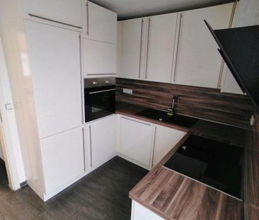 2 Zimmerwohnung, Einbauküche,Terasse in Giebel - Photo 2