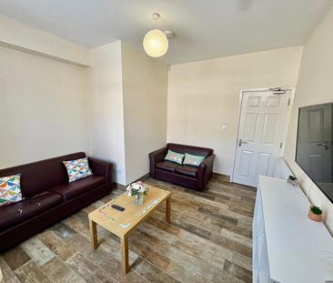 5 bedroom terraced house to rent - Photo 1