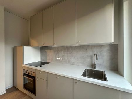 Mooi 2 slpk appartement met garagestaanplaats - Photo 2