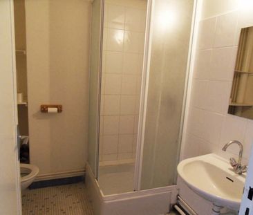 Location Appartement 2 pièces 45m² BAYEUX 14400 - Photo 3