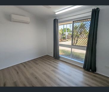 1/139 English Street, Manunda, Qld 4870 - Photo 5