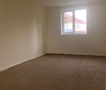 Woodstock Close, Leicester - Photo 5