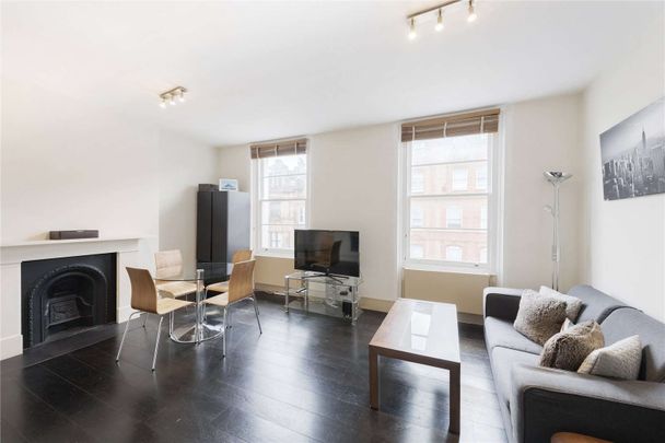 A well presented second floor apartment ideally located for South Kensington. - Photo 1