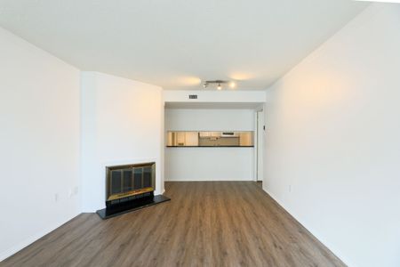 For Lease - 701 King Street Unit# 901, Toronto, Ontario - Photo 2