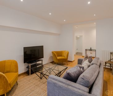 Montagu Square, W1H, Marylebone - Photo 1