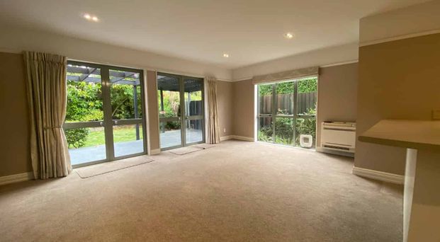 This well-presented residence on Rudleigh Avenue - Photo 1