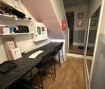 Room in a Shared Flat, Ranelagh Road, NW10 - Photo 6