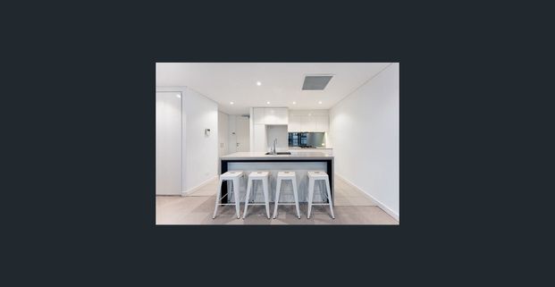 3 min to the water front - Photo 1