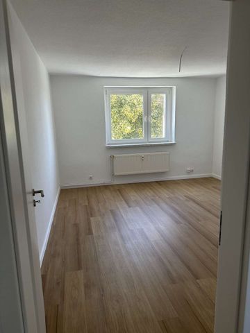 Schöne helle 4 Zimmer Wohnung in Ziesar - Photo 3