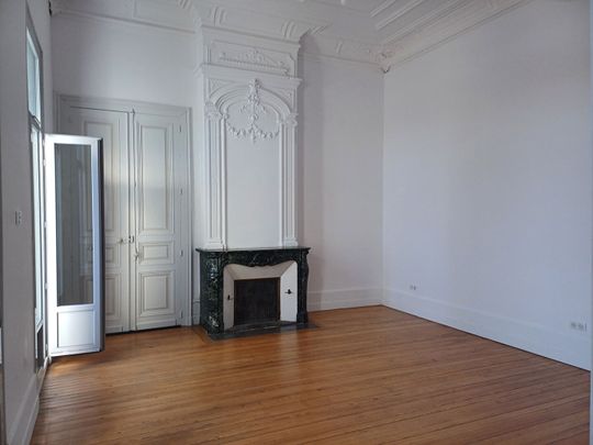 Location appartement 6 pièces, 166.77m², Sète - Photo 1