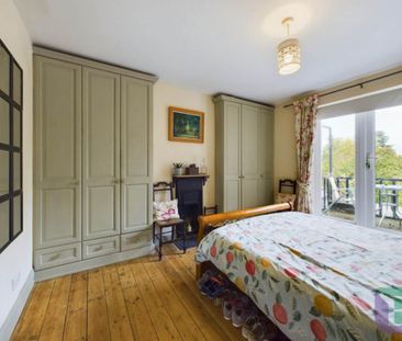 3 bedroom semi-detached house to rent - Photo 6