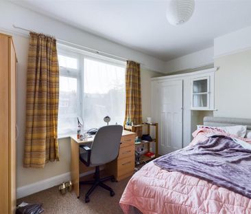 5 bedroom terraced house to rent - Photo 3