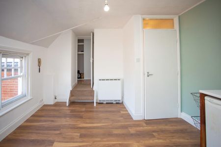 1 bedroom flat to rent - Photo 4