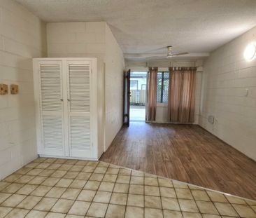 INNER CITY LIVING!!!! - Photo 3