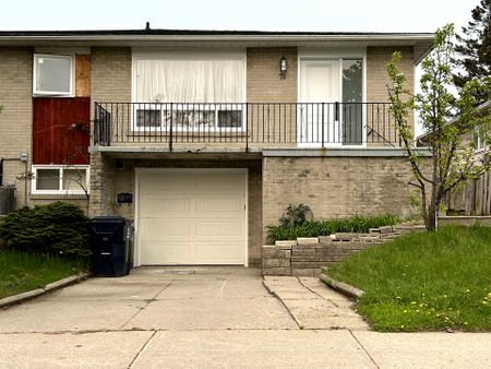 For Lease - 78 Parkdene Court, Toronto, Ontario - Photo 5