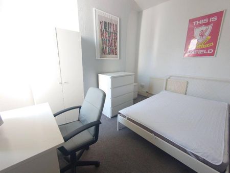 3 bedroom terraced house to rent - Photo 4