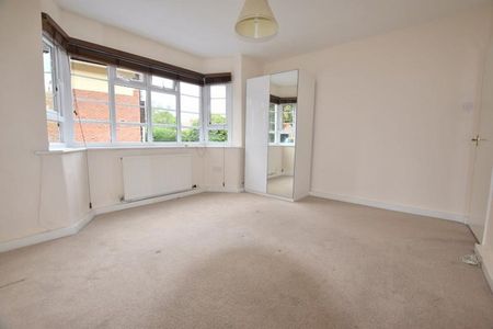 3 Bedroom Apartment To Let - Photo 3