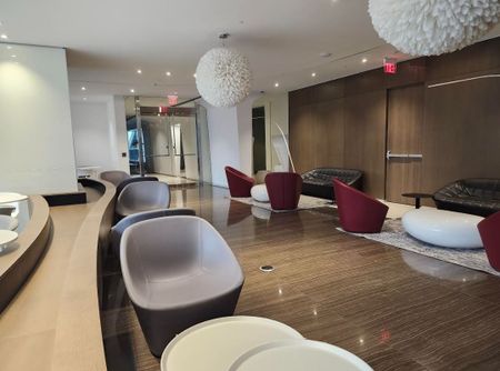 For Lease - 1 Bloor Street Unit# 2205, Toronto, Ontario - Photo 4