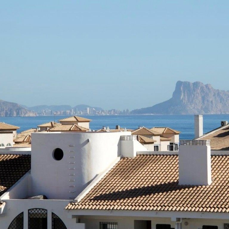 3 Bedrooms Penthouse in Albir Alicante (Costa Blanca) - Photo 1