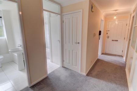 2 BED Flat To rent - Photo 2
