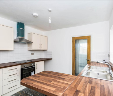 Vicarage Road - Photo 2