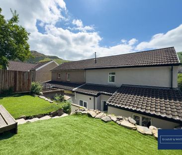 3 bedroom semi-detached house to rent - Photo 2