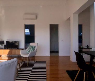Chic 2-bedroom apartment for rent, near Miradouro do Monte Agudo, in Penha de França - Photo 5