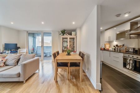 Merryweather Place, London, SE10 - Photo 4