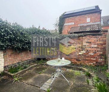 Avenue Road Extension, Clarendon Park, Leicester, LE2 - Photo 2