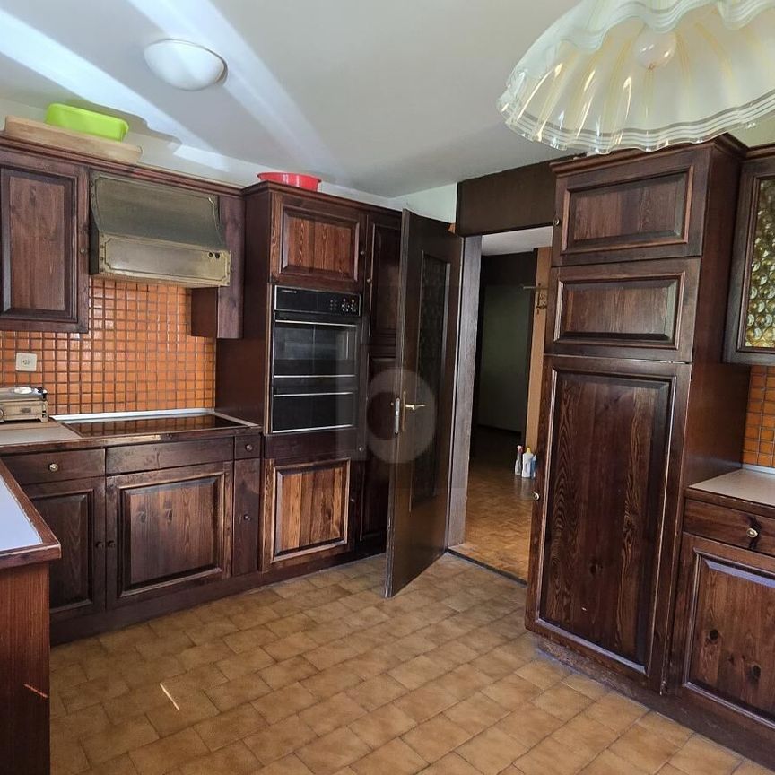 SPAZIOSO E ACCOGLIENTE IN POSIZIONE TRANQUILLA - Photo 1