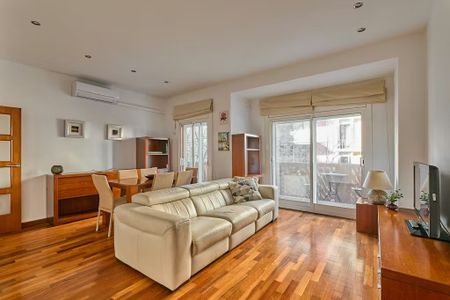 Carrer de la Indústria, Barcelona, Catalonia 08037 - Photo 2