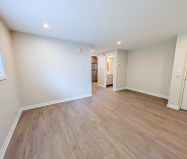 3865 Front St, Niagara Falls - Waterfront 1 Bedroom Apartment - Photo 6