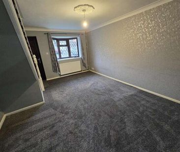 The Croft, Retford, DN22 - Photo 1