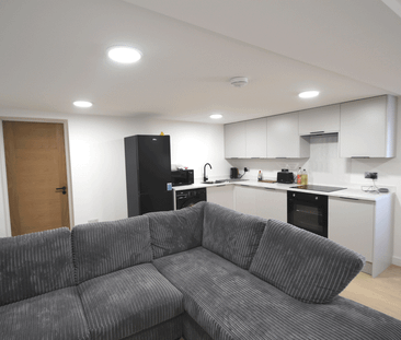 1 bedroom ground floor flat to rent - Photo 3