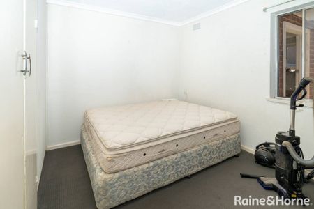 FURNISHED UNIT IN CENTRAL WAGGA - Photo 3